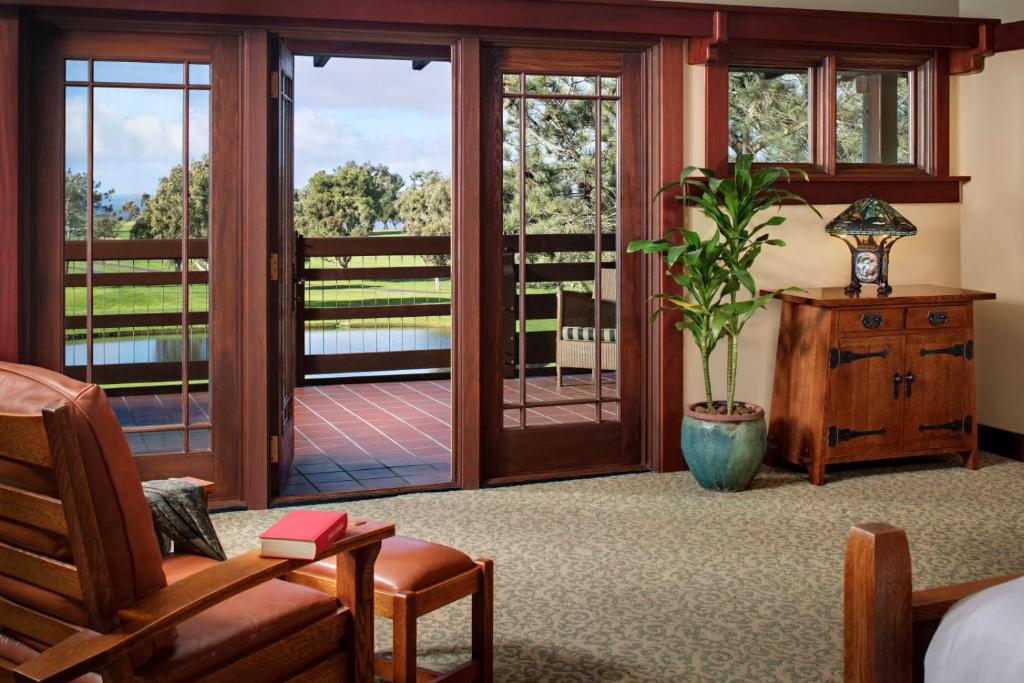 The Lodge at Torrey Pines - 