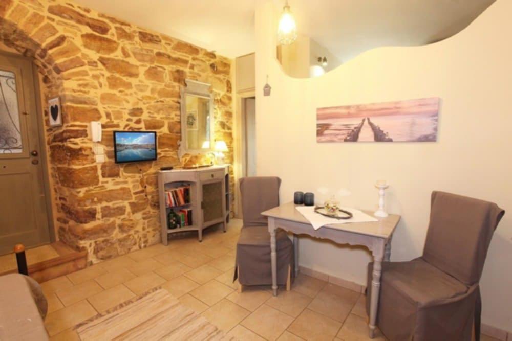 A seating area at Venetis Luxury Apartments