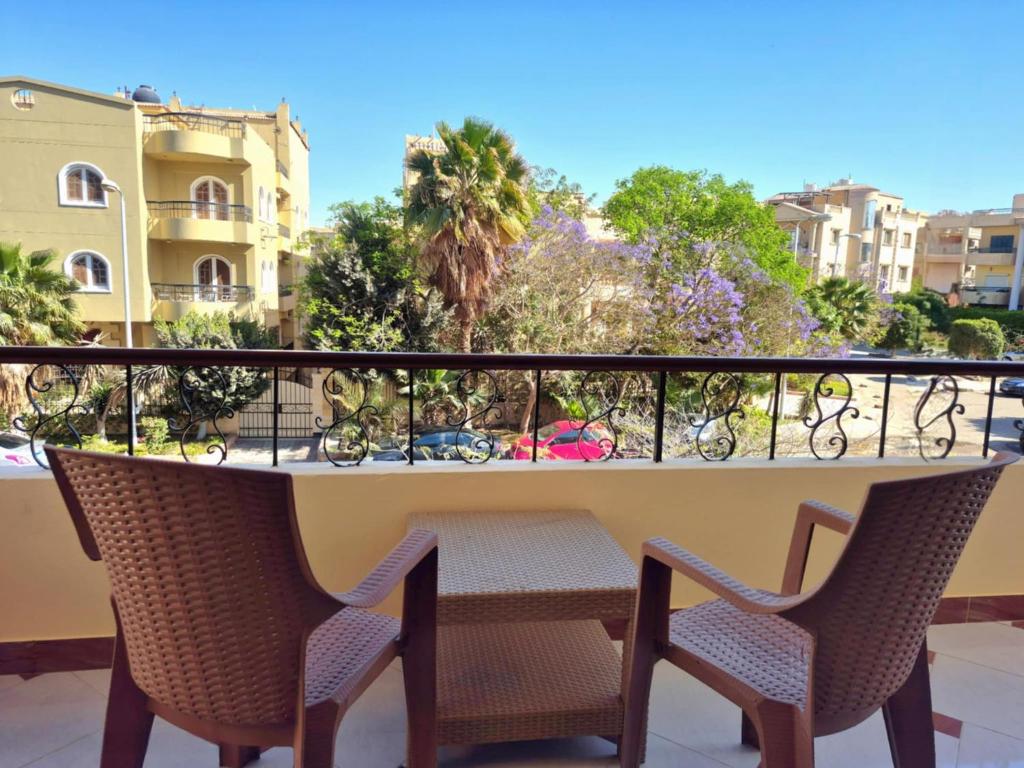 New! 3BD Luxury Apartment in a Family House, New Cairo, Kairo (prisene ...