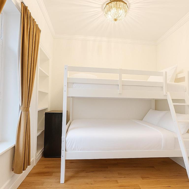 Hotel Charles-Alexandre - Par Aneyro - Resim 21