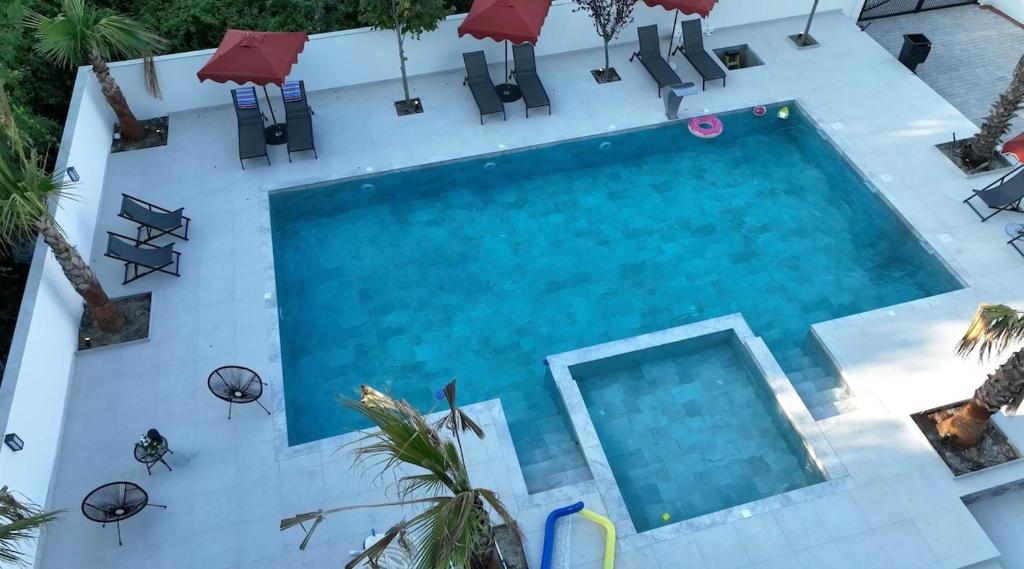 Bazén v ubytování Villa Sierra nebo v jeho okolí