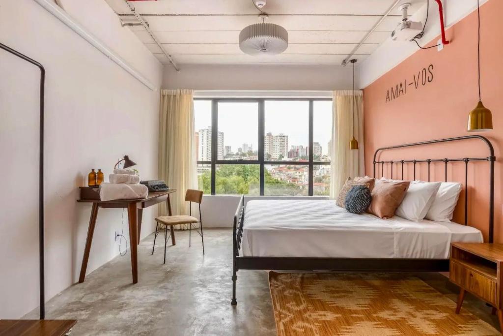 Кровать или кровати в номере Own Vila Madalena