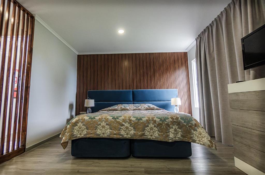 Pineapple Studio - 3