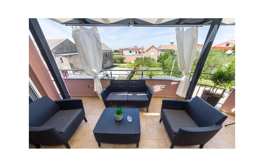 Posedenie v ubytovaní Pet Friendly Home In Zaton