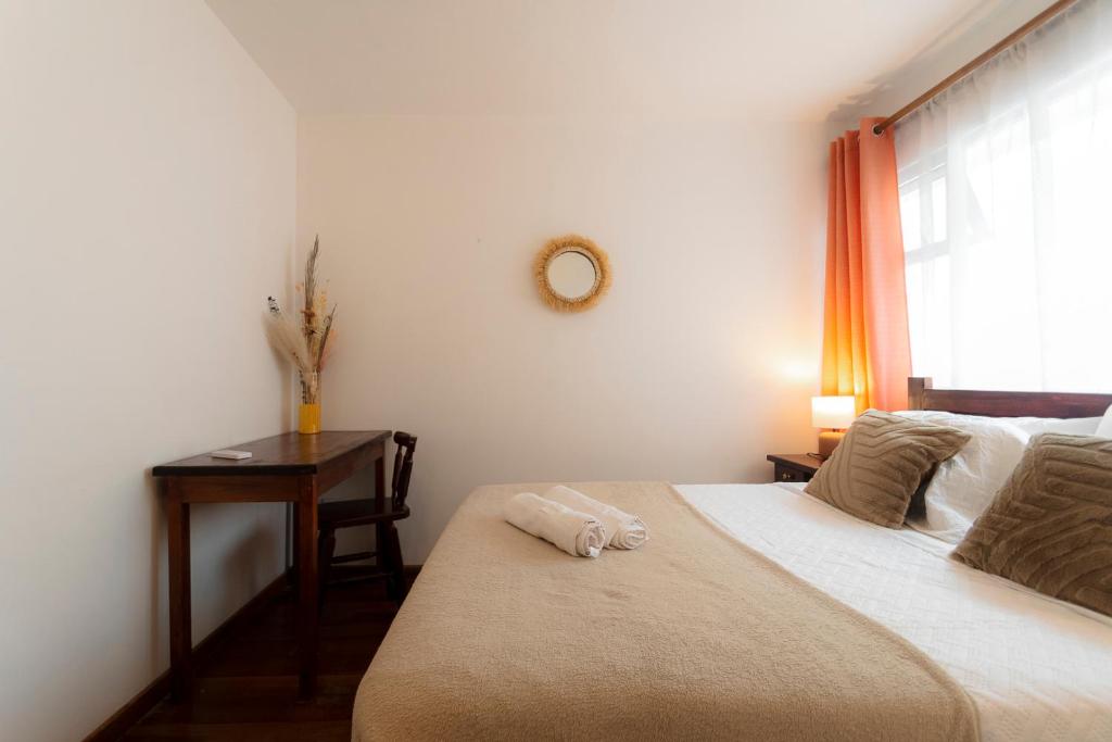 Postel nebo postele na pokoji v ubytování Habitación doble pequeña - Casa Esmeralda