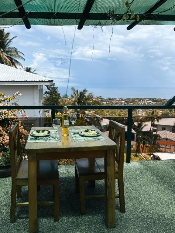 Balkón nebo terasa v ubytování Seaview Mansion Dalaguete Deluxe Apartment 10