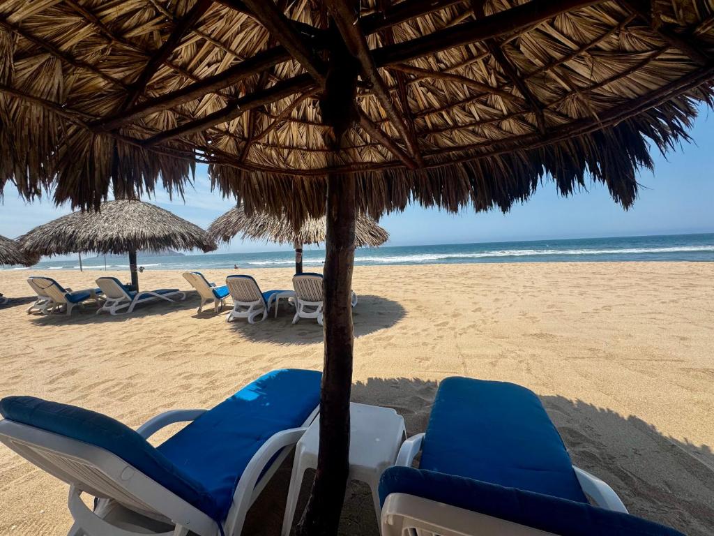 Costa Bonita 2