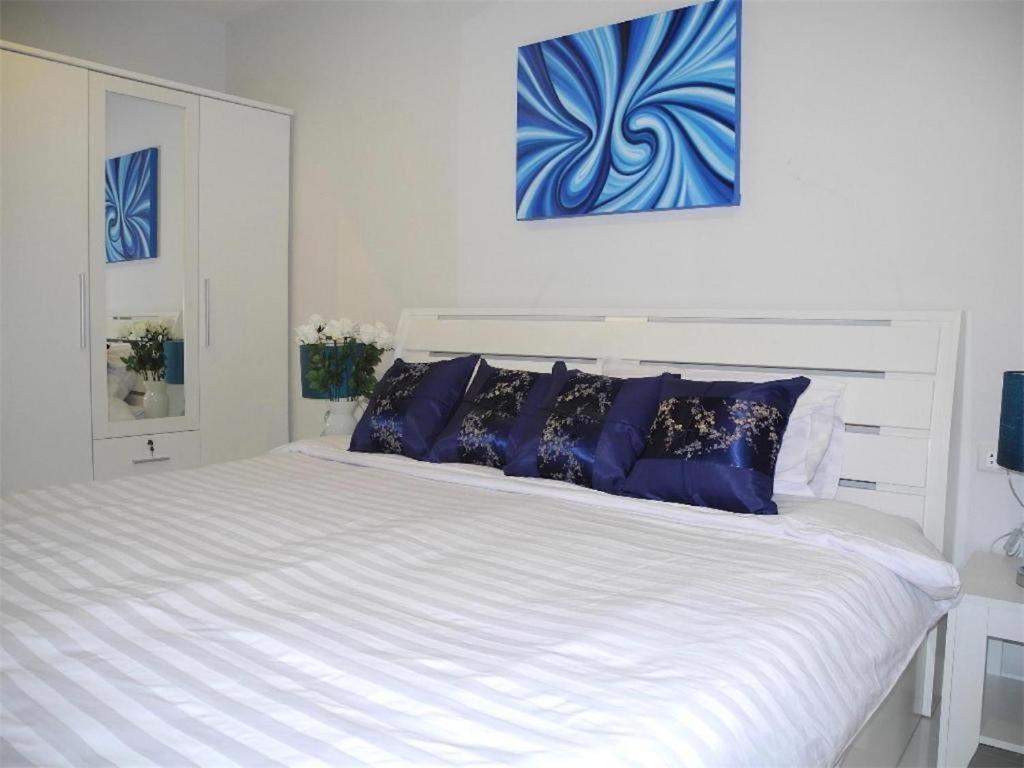 فضای داخلی 2 Bedrooms Beachfront Apartment in Patong در پوکت - تصویر ۳