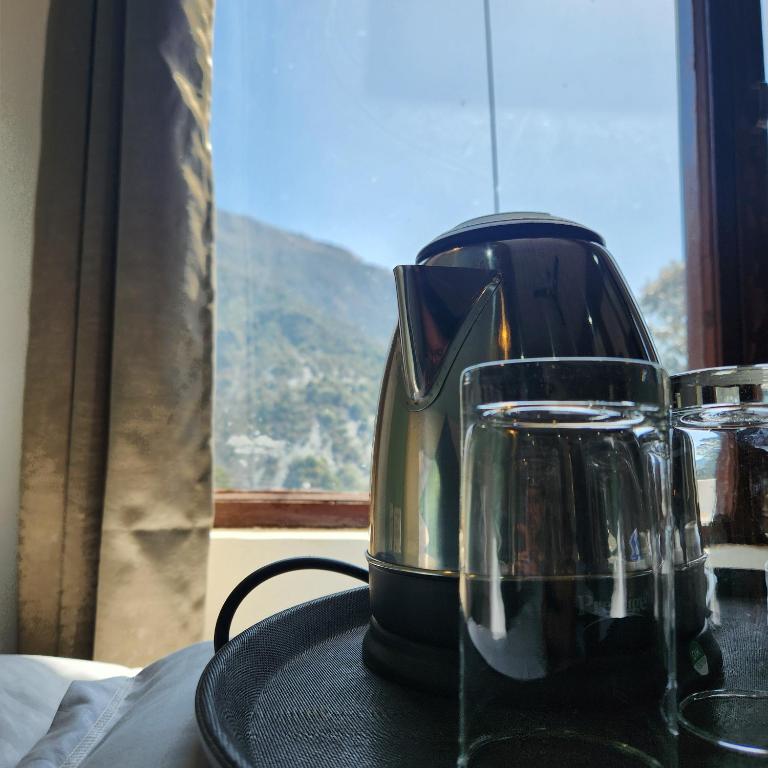 Nespecifikovaný výhled na hory nebo výhled na hory při pohledu z hotelu