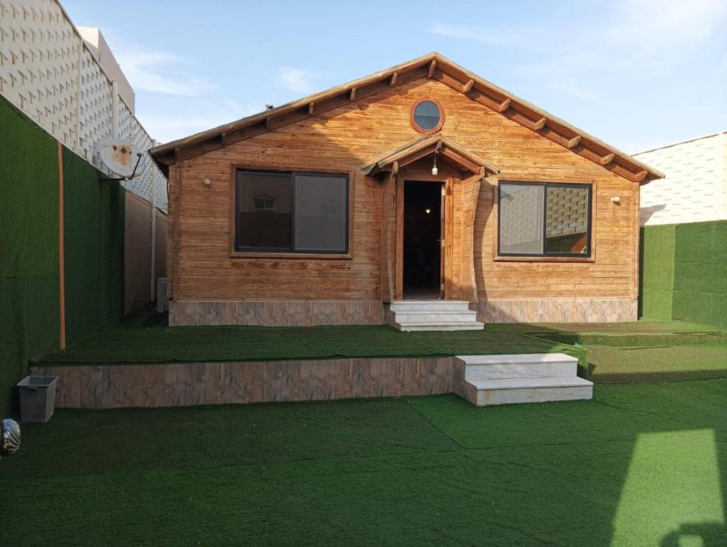 صورة لـ الكوخ الريفي The Rustic Cottage في الرس