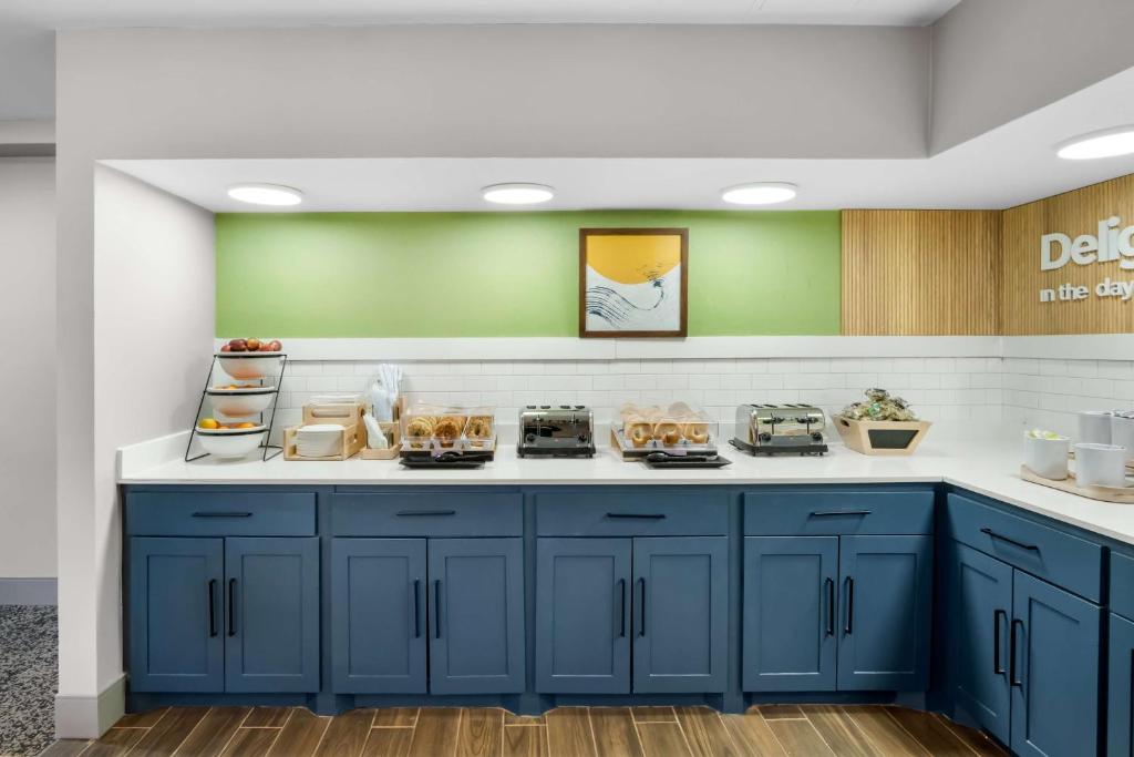 Spark By Hilton Grapevine DFW North photo