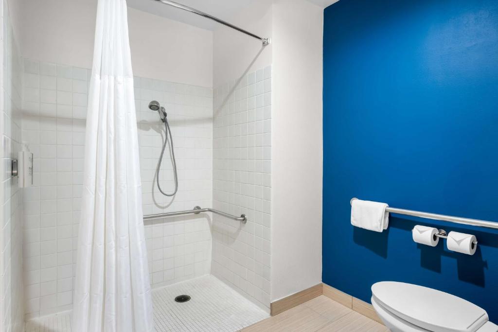 Spark By Hilton Grapevine DFW North photo