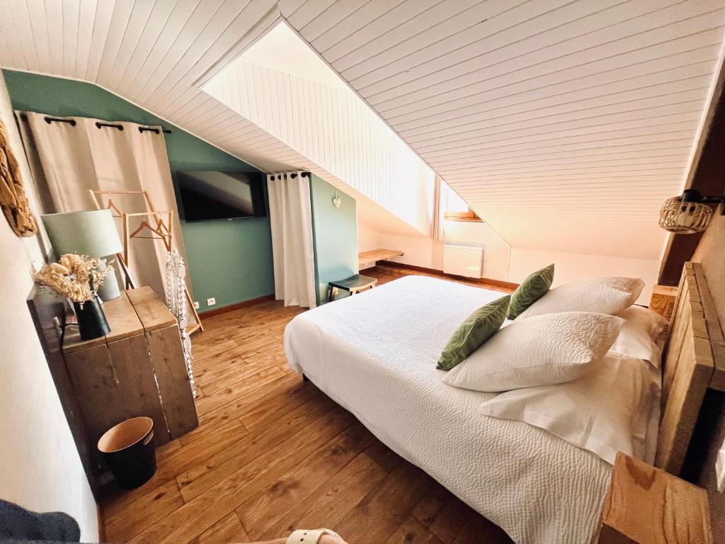 Hôtel les Chaumettes - Standaard Queen Kamer