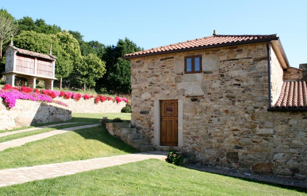 Vonkajšia záhrada v ubytovaní REMANSO DE TRASFONTAO "Casa do Campo"