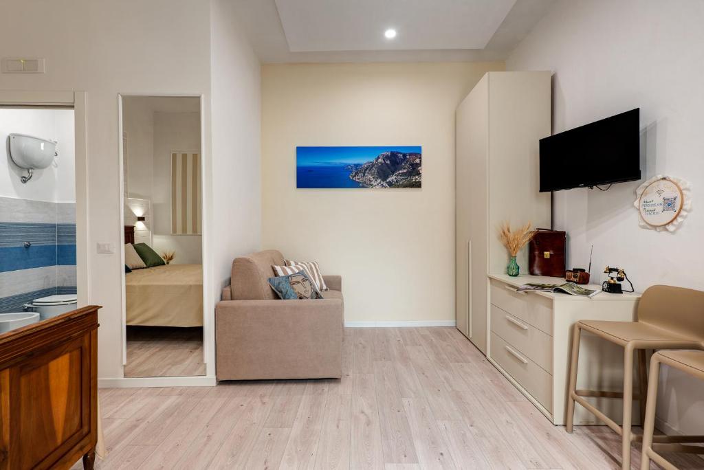 TV a/nebo společenská místnost v ubytování NONNA PEPPA's ROOM