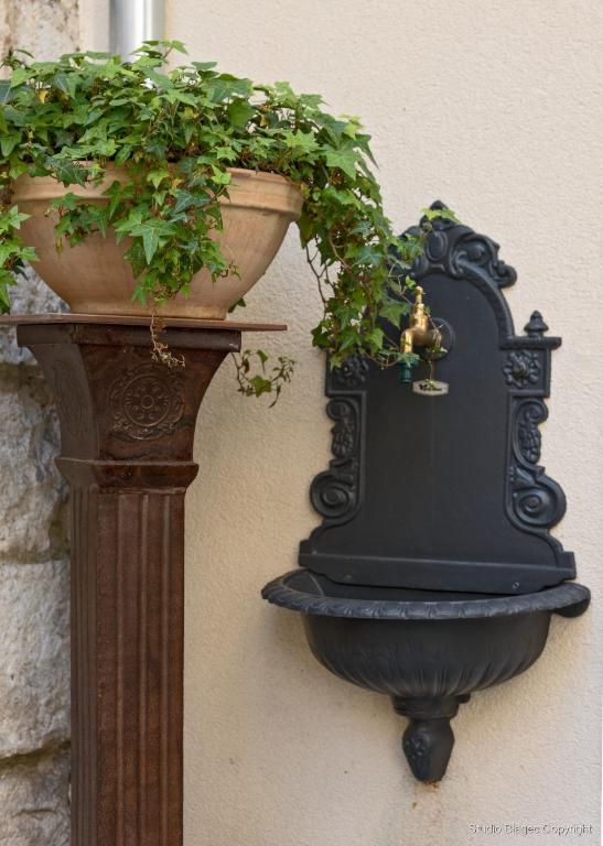 Emperor's Suites - 11