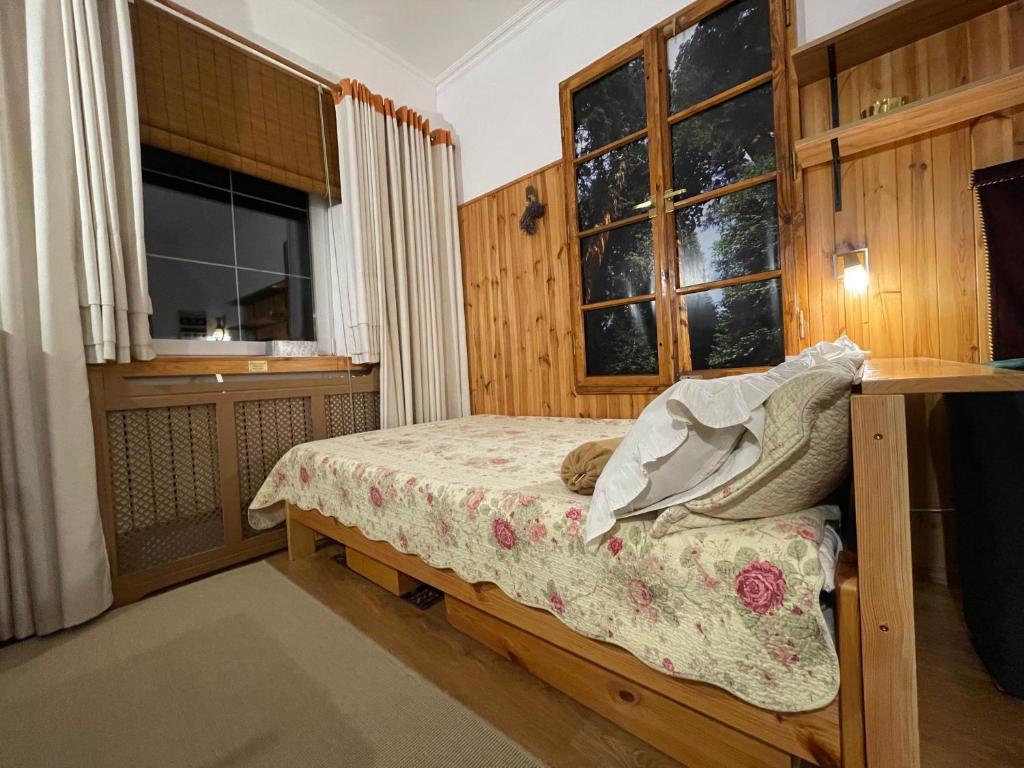 Postel nebo postele na pokoji v ubytování Apartamenty pod Wiciokrzewem