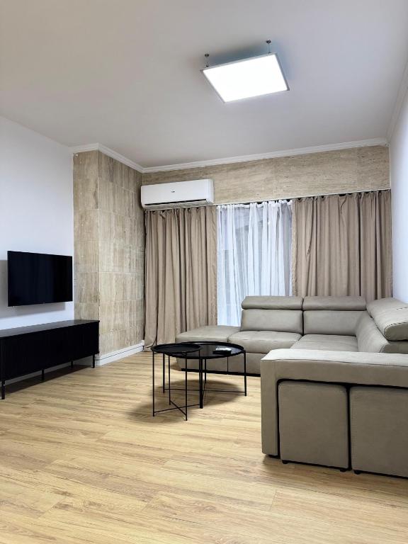 Bazaar Apartment 03