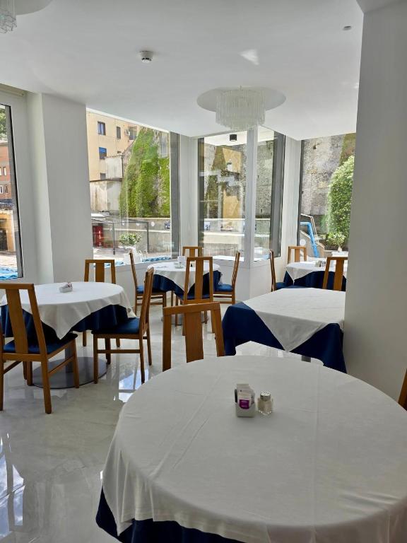 Restaurace v ubytování Hotel San Pietro