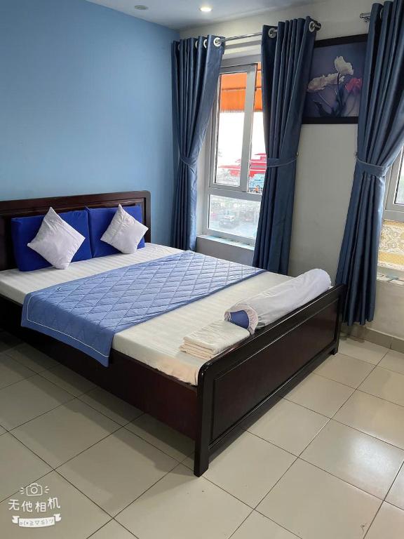 Postel nebo postele na pokoji v ubytování SEASONS Hotel