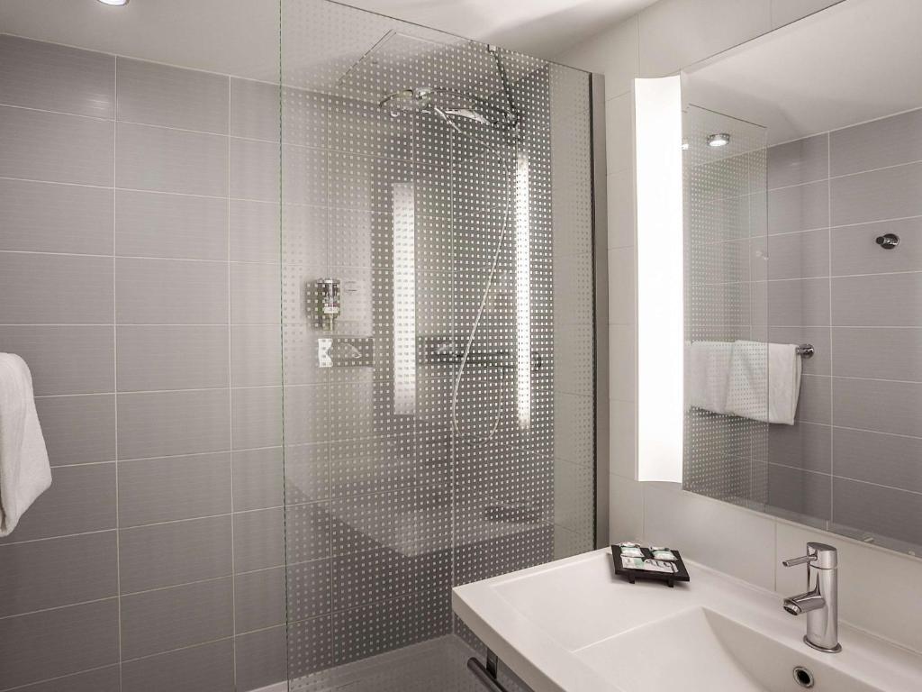 Koupelna v ubytování Hotel Mercure Toulouse Centre Compans