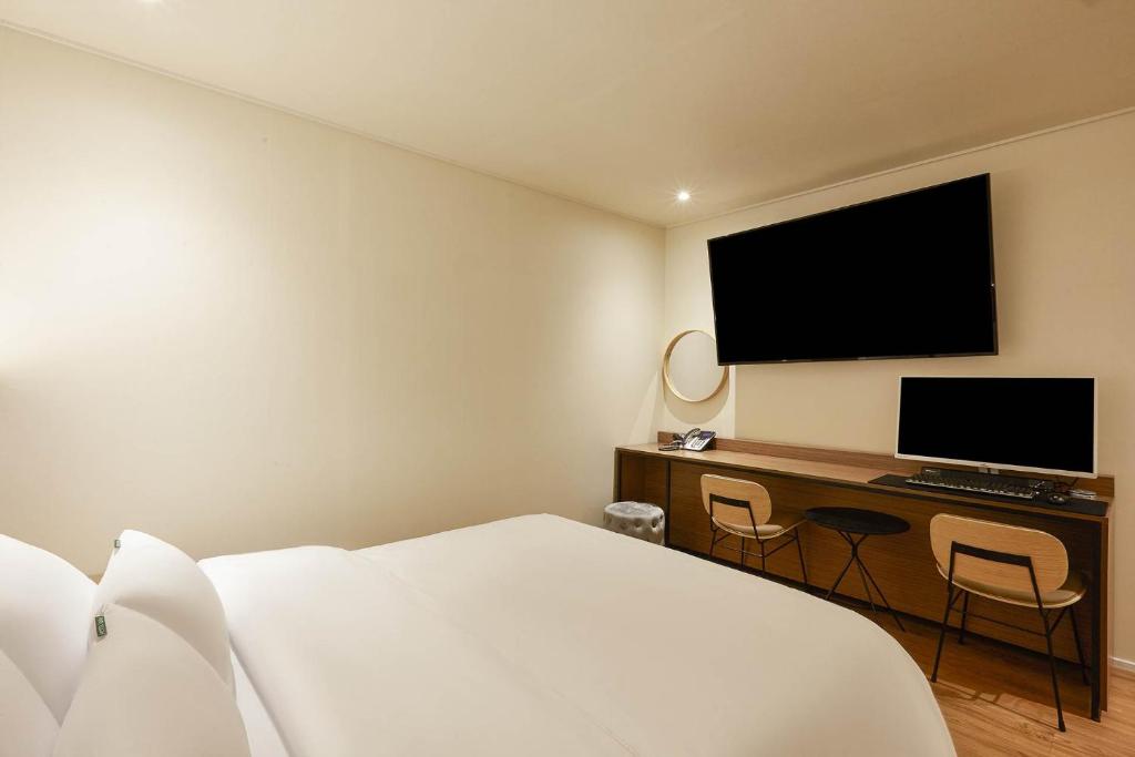 TV a/nebo společenská místnost v ubytování vane hotel