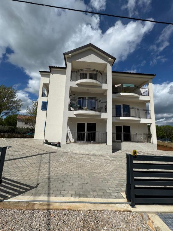 Gostinjac Apartments