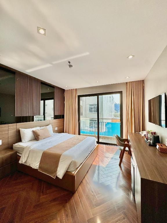 Giường trong phòng chung tại Hải Long Hotel 2