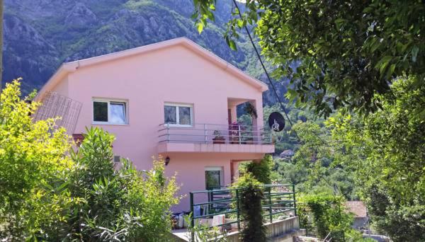 Příroda nedaleko apartmánu