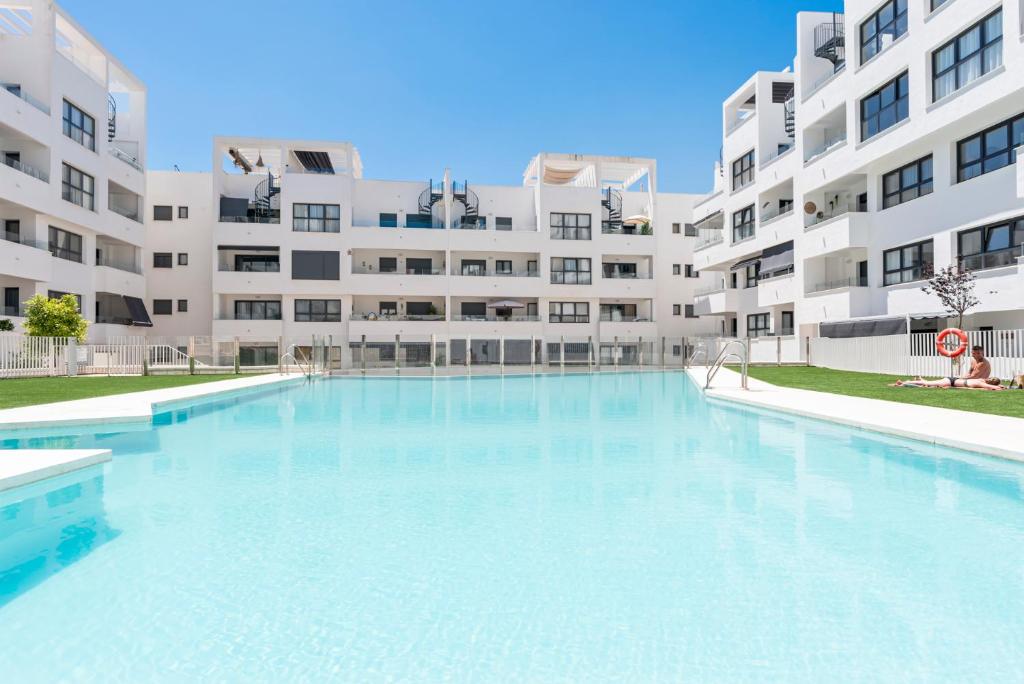 Elegant Apartment near the Beach & Old Town