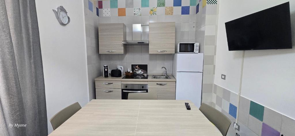 Appartamenti La Dimora di Parthenope Centro Storico - Resim 40