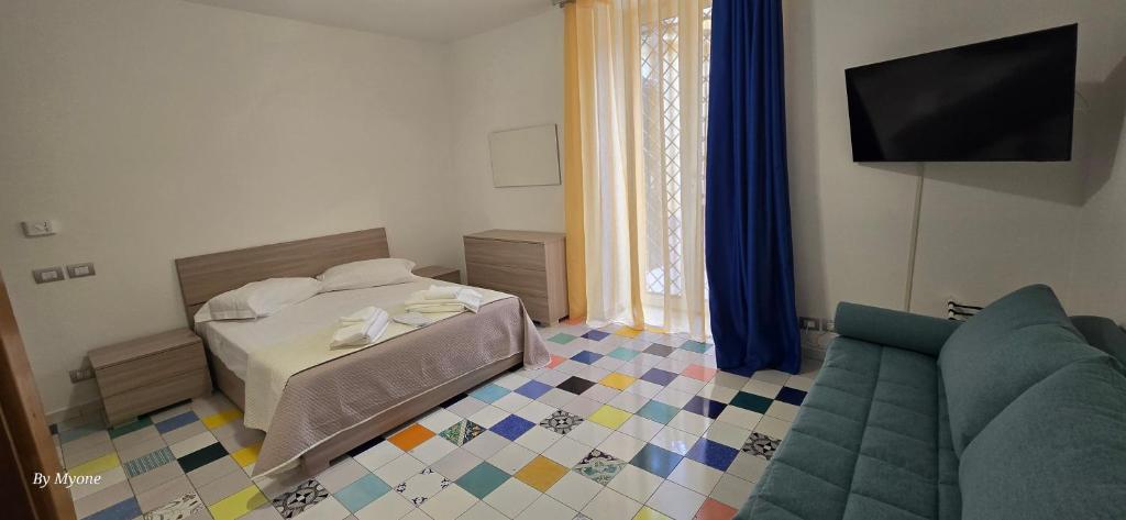 Appartamenti La Dimora di Parthenope Centro Storico - Resim 25