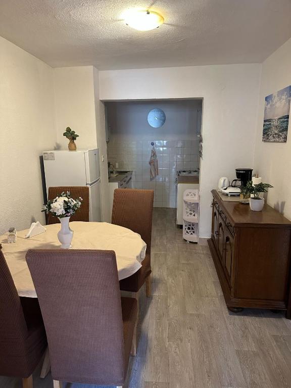 Posedenie v ubytovaní Apartment House Aria