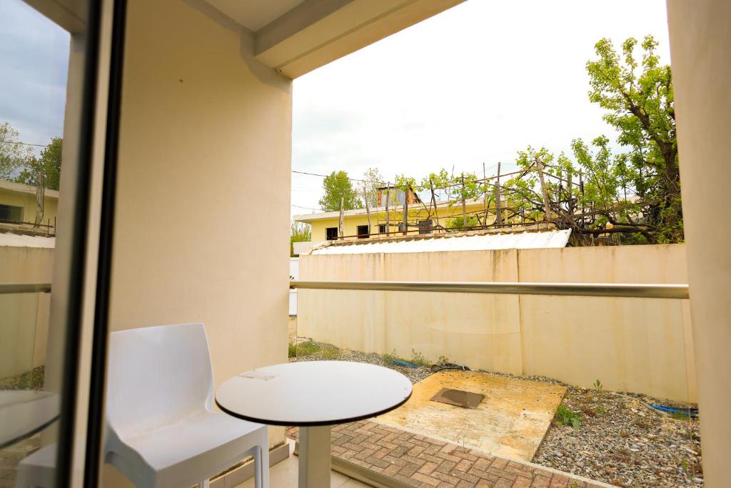 Balkón nebo terasa v ubytování Beach Guesthouse