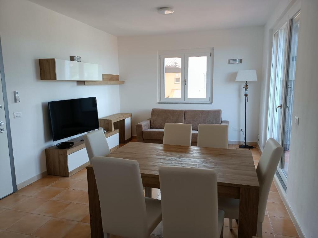 Μια τηλεόραση ή/και κέντρο ψυχαγωγίας στο Luxury penthouse 2 camere