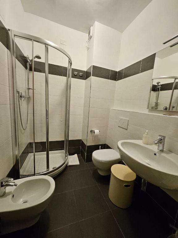 Koupelna v ubytování Albergo Nyers