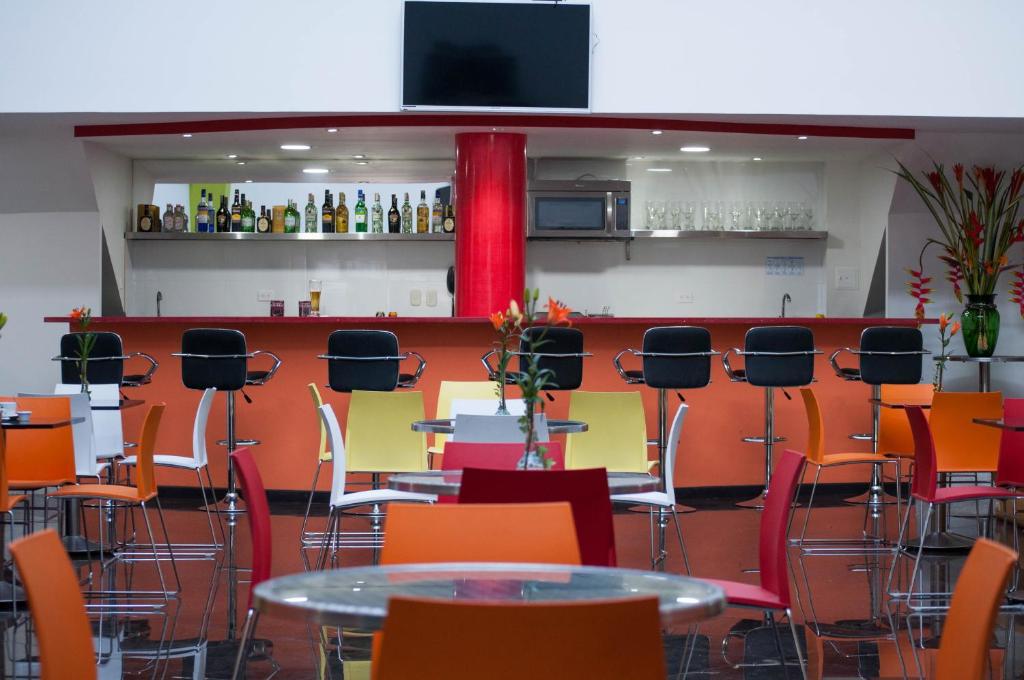 TV a/nebo společenská místnost v ubytování Hotel Ferias Park