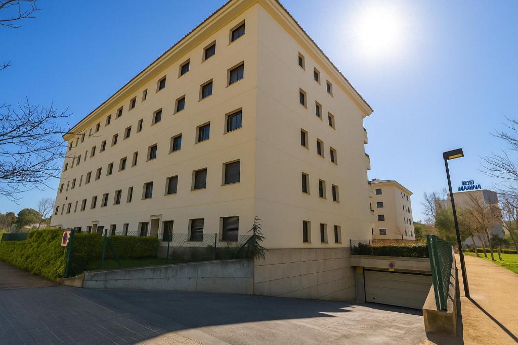 Budova, v ktorej sa apartmán nachádza