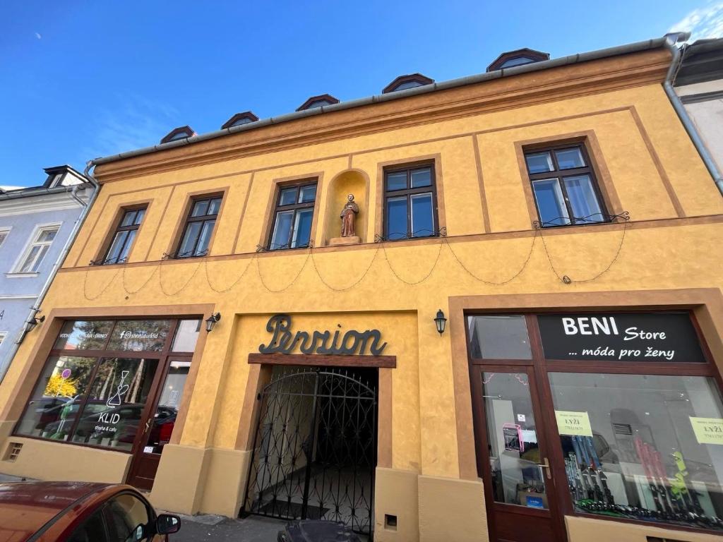 Budova, kde se penzion nachází