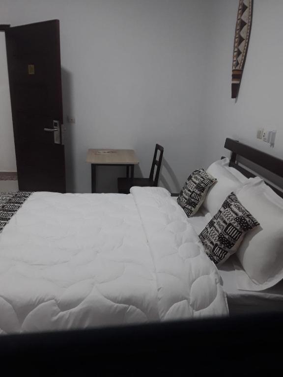 Emmanuella Casa - Resim 23