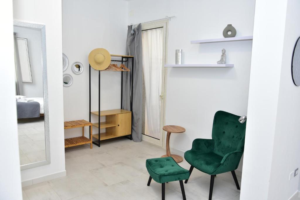 Posezení v ubytování Yllen Rooms