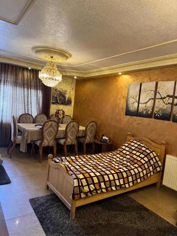 Postelja oz. postelje v sobi nastanitve Alouts room