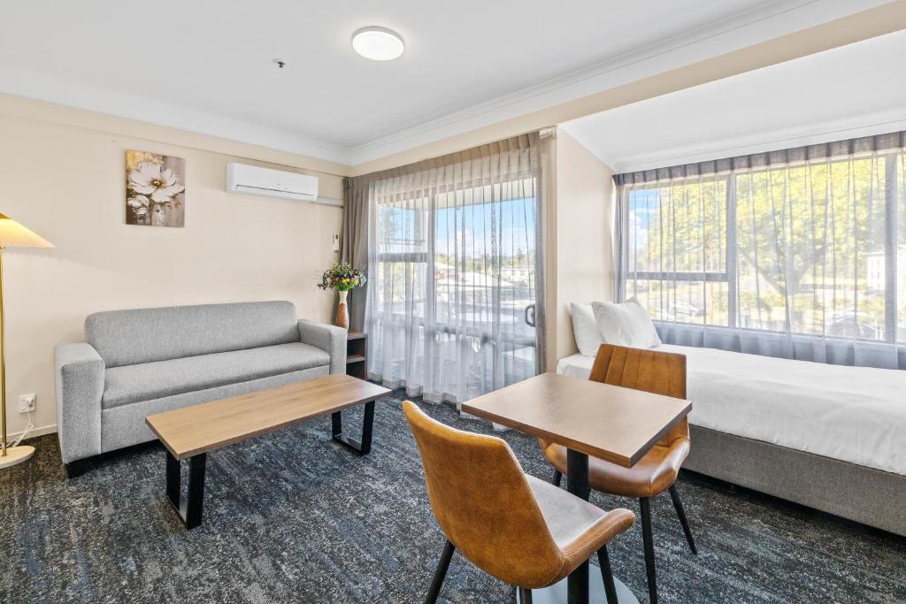 
One-Bedroom Apartment
