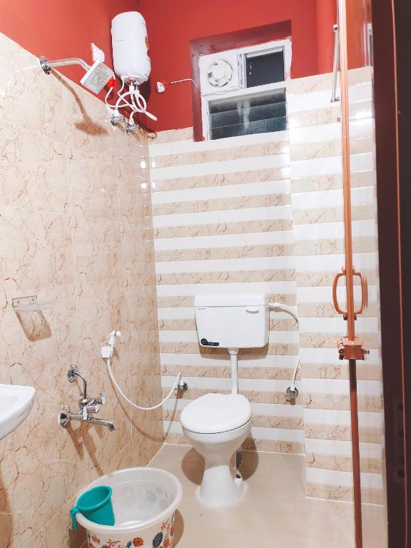 Koupelna v ubytování Hotel Jyothi Kumar Royal New