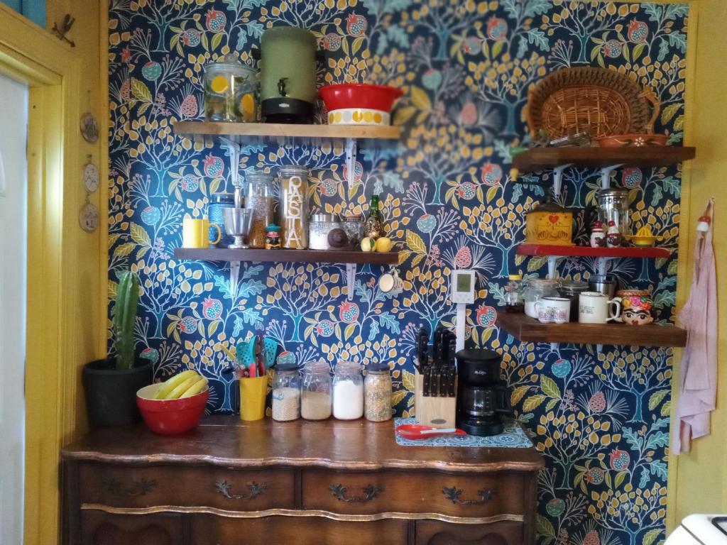 Kuchyň nebo kuchyňský kout v ubytování Charming Bohemian Rental