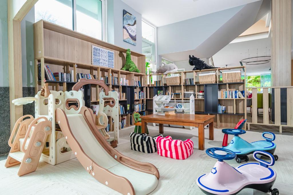 Casa Del M Patong Phuket - Newly Renovated - Resim 18