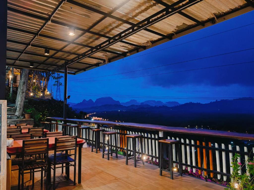 Nespecifikovaný výhled na hory nebo výhled na hory při pohledu z bed and breakfast