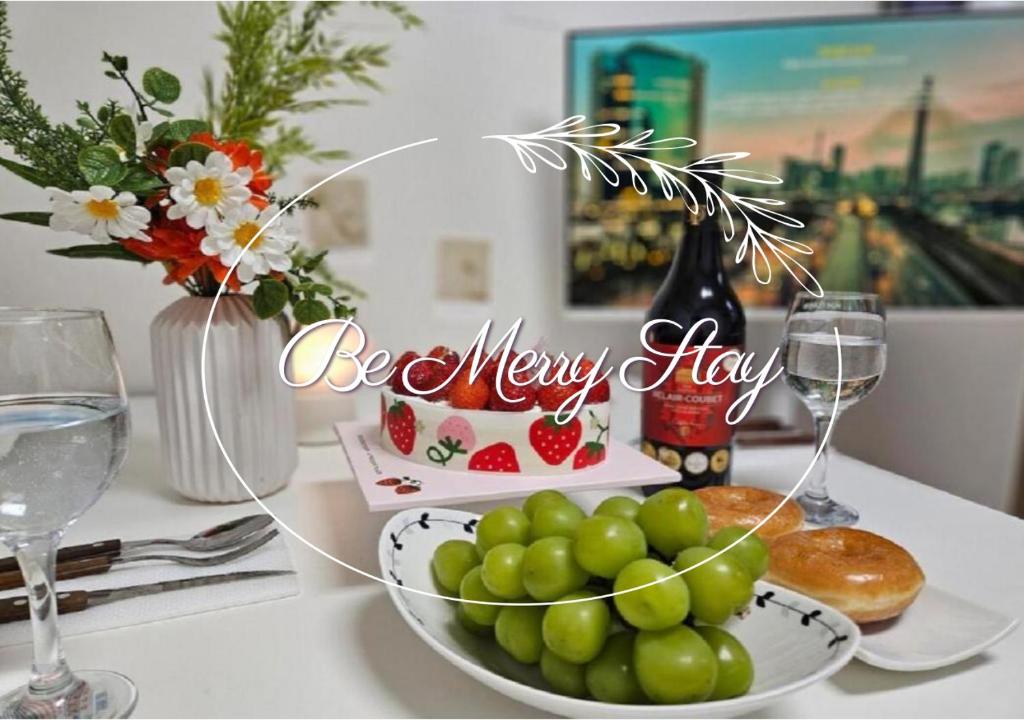 Makanan di atau berdekatan apartmen