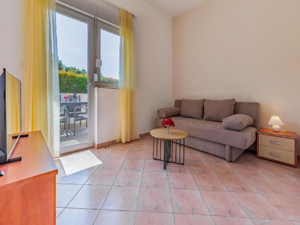 Telewizja i/lub zestaw kina domowego w obiekcie Panoramic Apartment in Banjole near Pula Town Centre