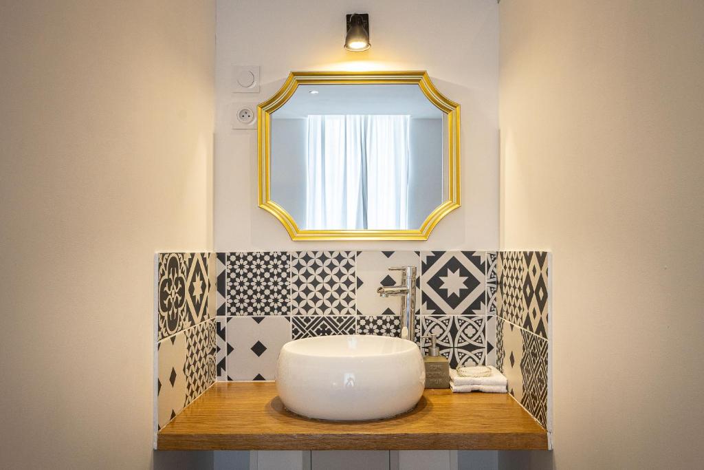 Kúpeľňa v ubytovaní SalutBB Chambre d'hote